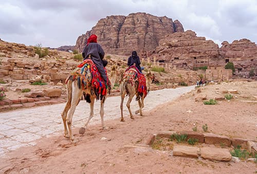與駱駝共同探索古城魅力