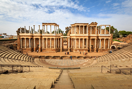 探訪規模龐大的古羅馬劇場
